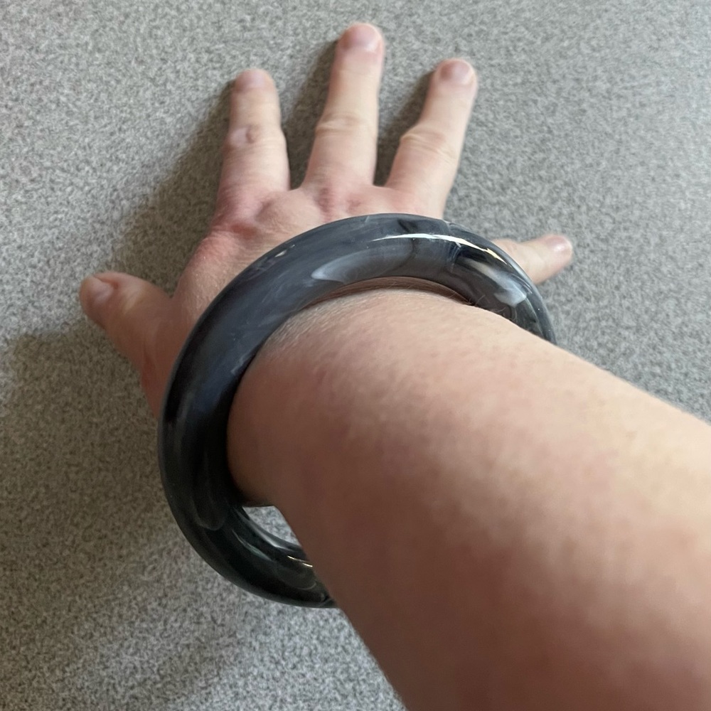 Black & Grey Plastic Marble Look Bangle Bracelet